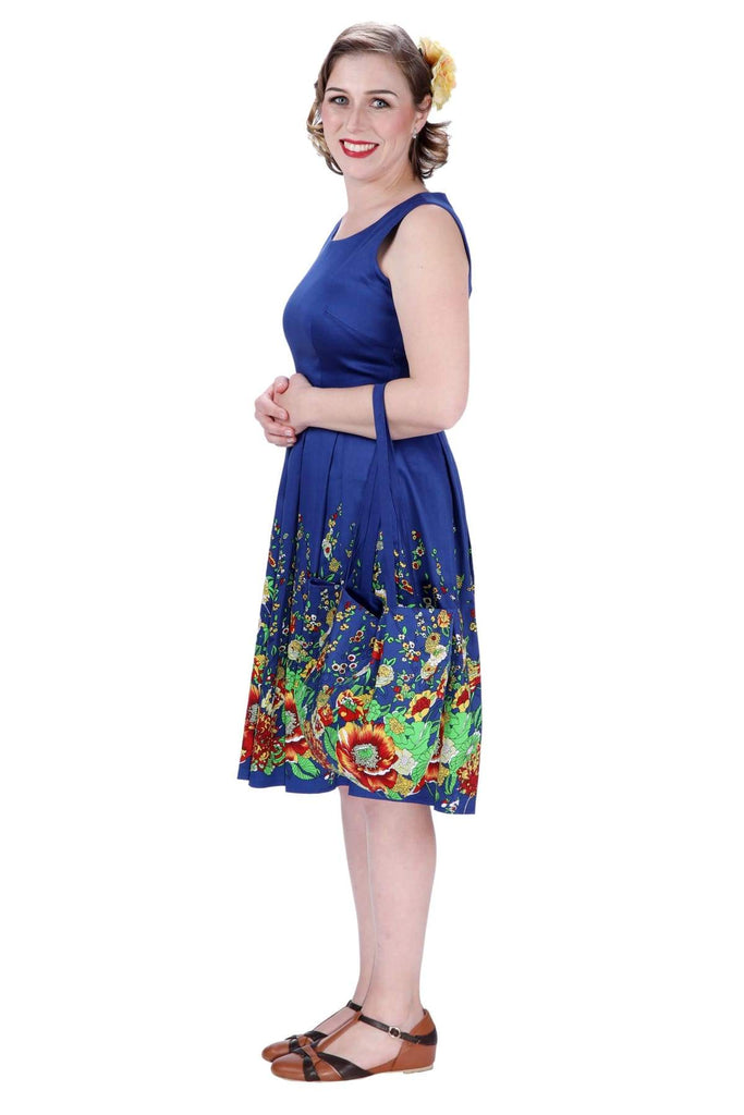 Blue Scoop Neck Box Pleated Field of Flowers